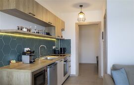 Bee Apartments, Nikiana, Lefkada