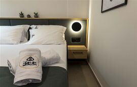 Bee Apartments, Nikiana, Lefkada