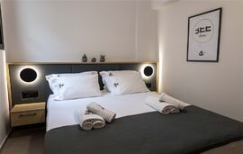 Bee Apartments, Nikiana, Lefkada