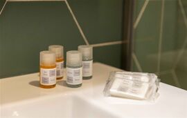 Bee Apartments, Nikiana, Lefkada