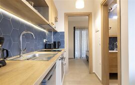 Bee Apartments, Nikiana, Lefkada