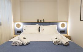 Bee Apartments, Nikiana, Lefkada