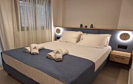 Bee Apartments, Nikiana, Lefkada