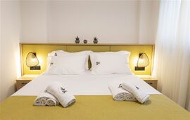 Bee Apartments, Nikiana, Lefkada