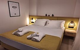 Bee Apartments, Nikiana, Lefkada