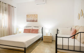 Utopia Apartment, Ierissos, Athos