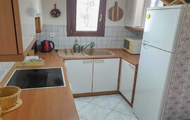 Jamaica View Apartments, Vourvourou, Sithonia, 5 Bed Apartment, Diaporos