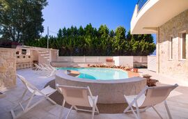 Neikos Luxury Suites, Hanioti, Kassandra