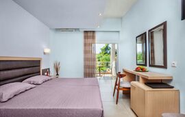 Iris Hotel, Siviri, Kassandra