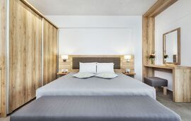 Iris Hotel, Siviri, Kassandra