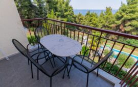 Avatel Eco Lodge Rooms & Suites, Kriopigi, Kassandra