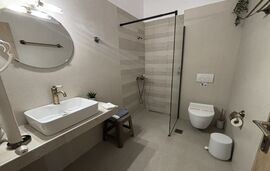 Katerina Pansion, Ouranoupolis, Athos