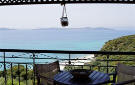 Katerina Pansion, Ouranoupolis, Athos