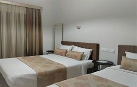 Katerina Pansion, Ouranoupolis, Athos