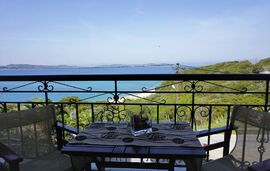 Katerina Pansion, Ouranoupolis, Athos