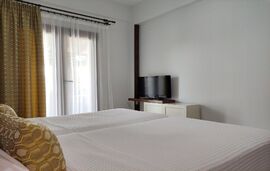 Katerina Pansion, Ouranoupolis, Athos