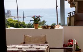 Katerina Pansion, Ouranoupolis, Athos