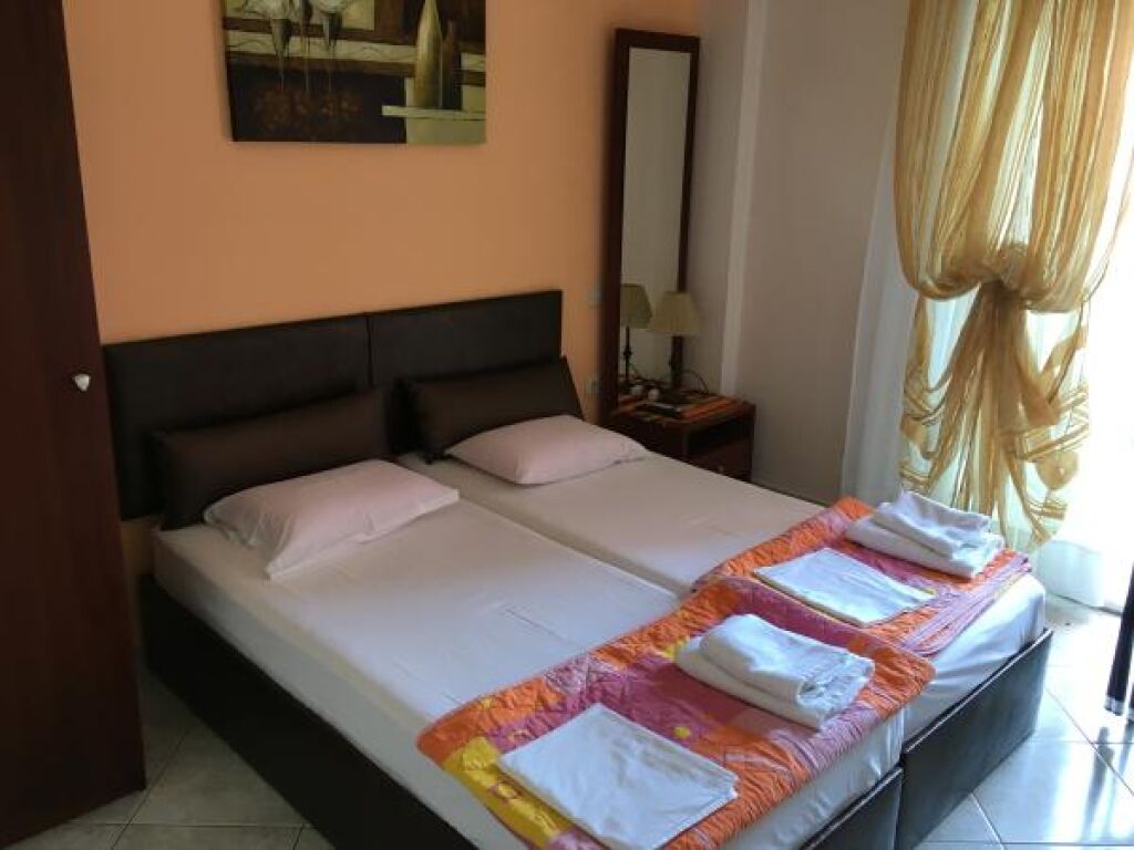 Iliadis House, Sarti, Sithonia, 4 Bed Studio No. 16