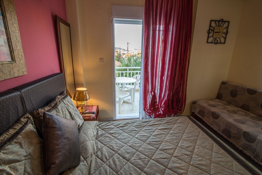 Iliadis House, Sarti, Sithonia, 3 Bed Studio No. 18