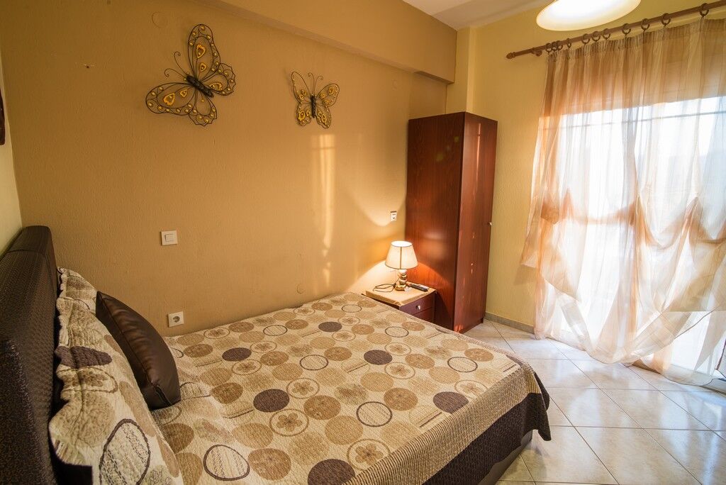 Iliadis House, Sarti, Sithonia, 3 Bed Studio No. 3