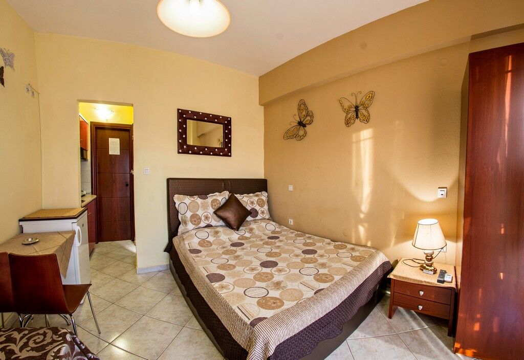 Iliadis House, Sarti, Sithonia, 3 Bed Studio No. 3