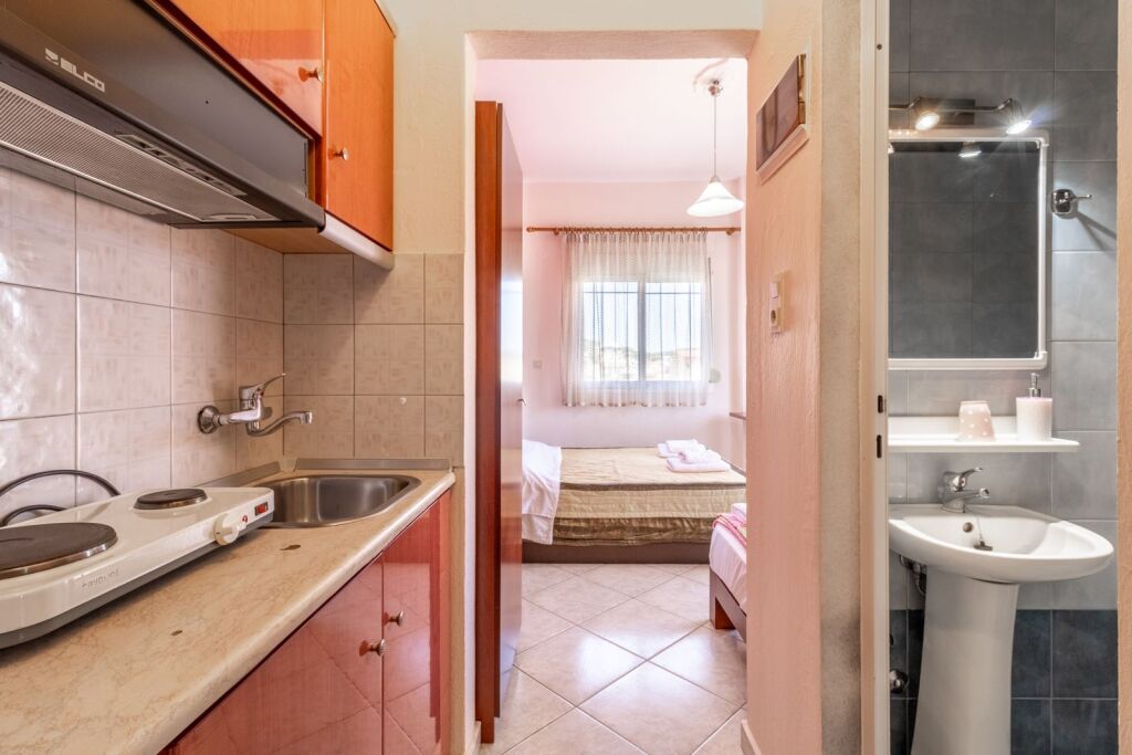 Iliadis House, Sarti, Sithonia, 3 Bed Studio No. 9