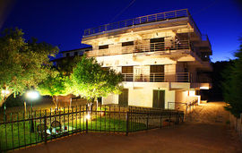 salonikiou beach deluxe apartments salonikiou sithonia 9