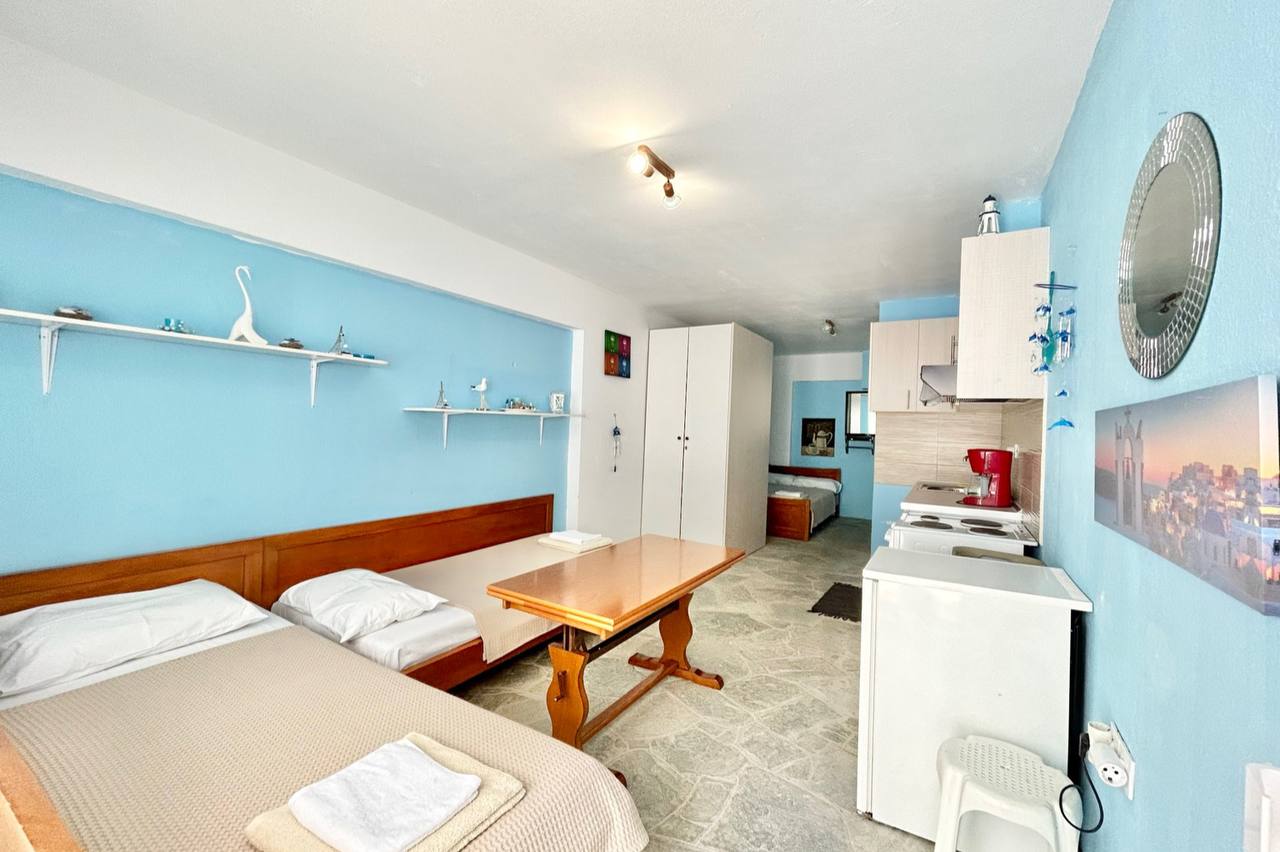 Alex Studio, Siviri, Kassandra