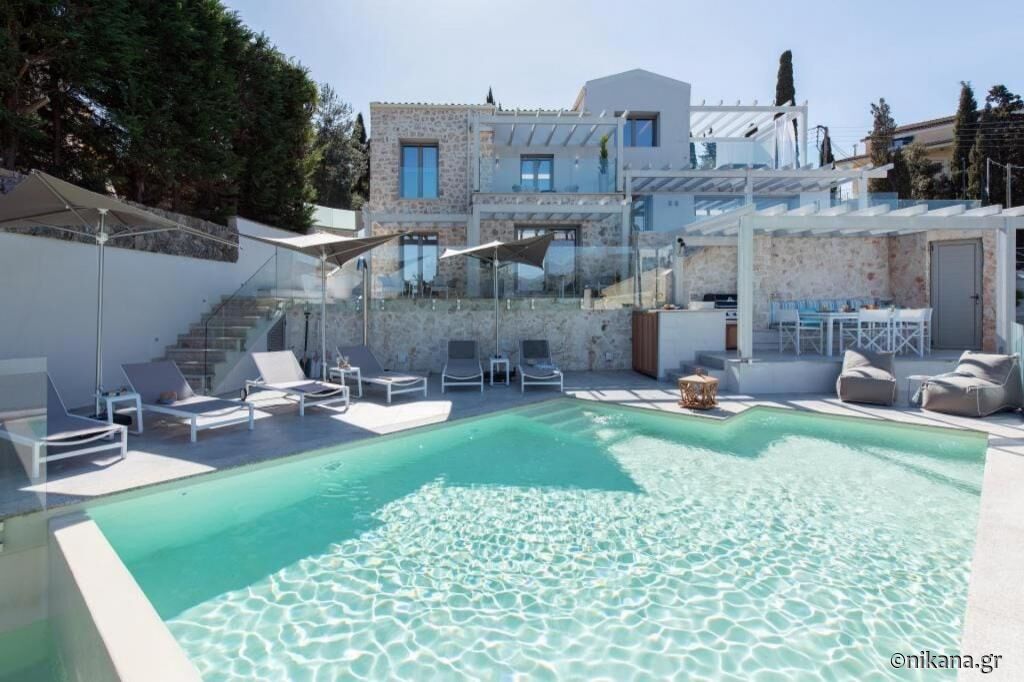 Perfect BellFlower Villa, Corfu Town, Corfu