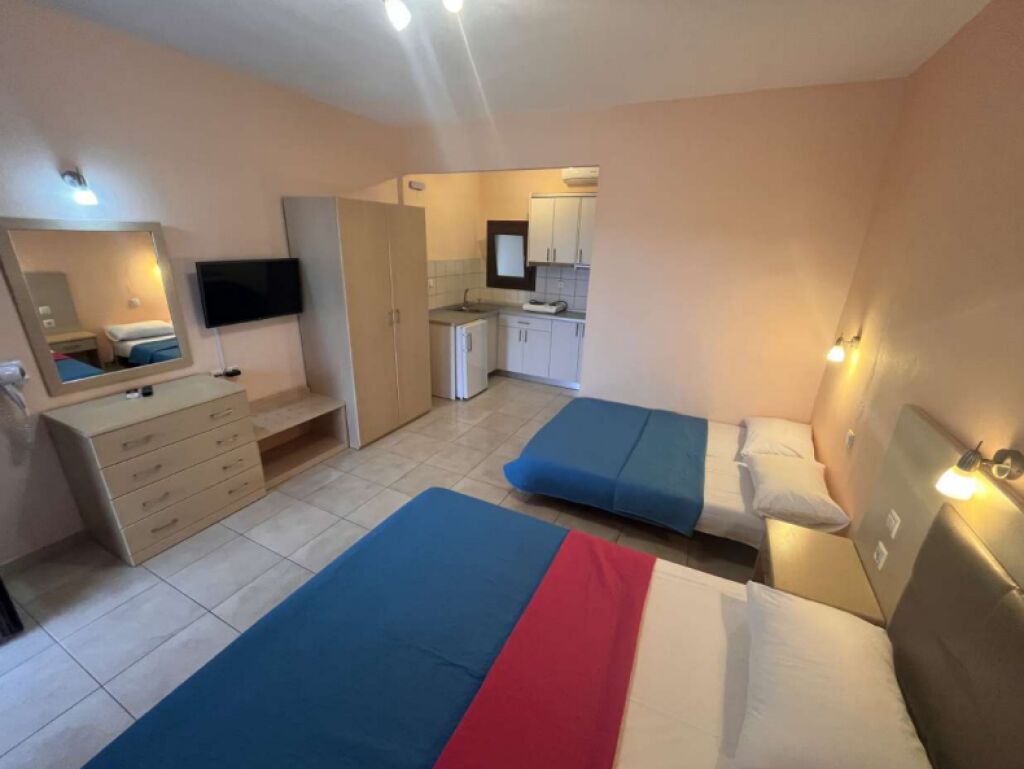 Sissy Suites   San Antonio Beach, Potos, Thassos