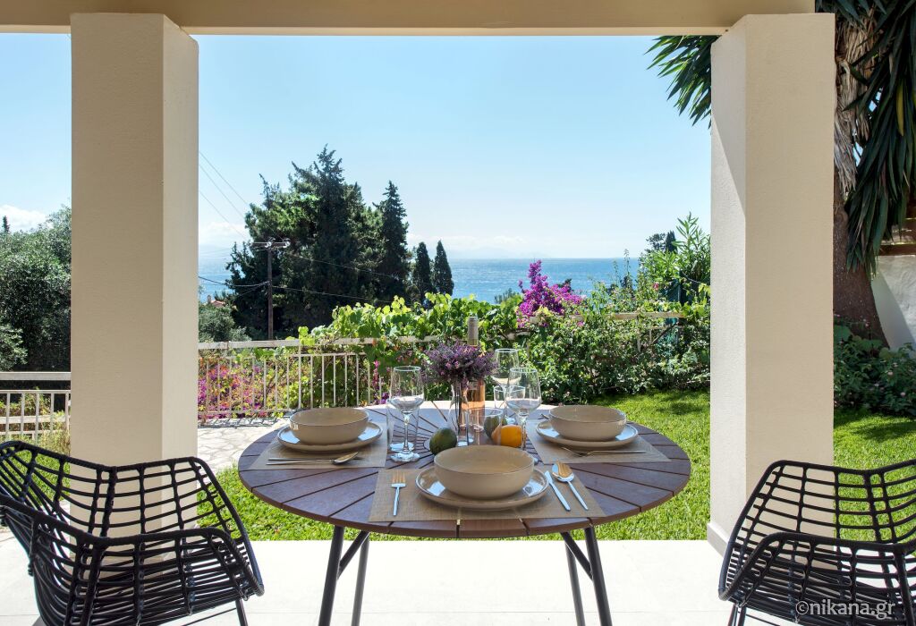 Okeanos Villa by Anita Holiday Homes, Perama, Corfu