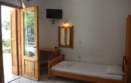 Thanasis Studios, Trypiti, Thassos