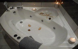 Fun and Sun Villa, Limenaria, Thassos, 3 Bed Studio, Lux with Jacuzzi