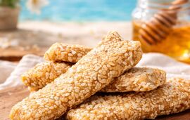 Kako napraviti pastele – Recept za drevnu grčku energetsku pločicu sa medom i susamom