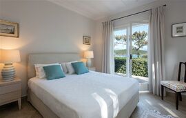 Giorgos Villa, Kassiopi, Corfu