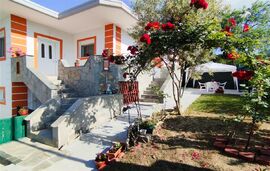 Christian House, Stavros, Thessaloniki