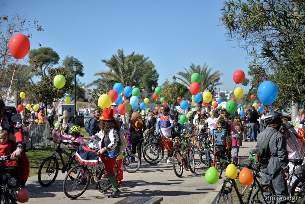 Veselje i okupljanje zajednice na karnevalima širom Grčke