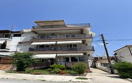 Lina Villa, Metamorfosi, Sithonia