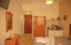Lucky Rooms, Potos, Thassos, 3 Bed Studio, no.2