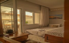 Lucky Rooms, Potos, Thassos, 3 Bed Studio, No.5