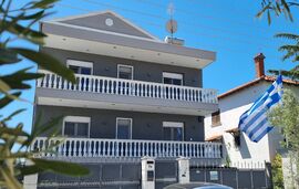 Blue Waves Apartments, Nea Kallikratia, Kassandra
