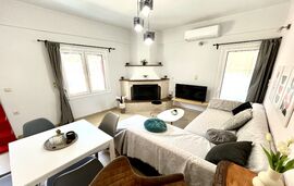 Τequila Sunrise Apartment, Agios Petros, Lefkada