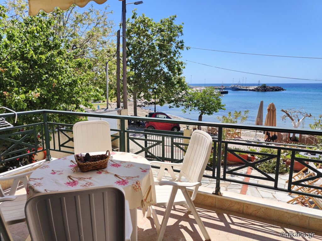 Electra’s Beach Front Apartment, Nea Skioni, Kassandra