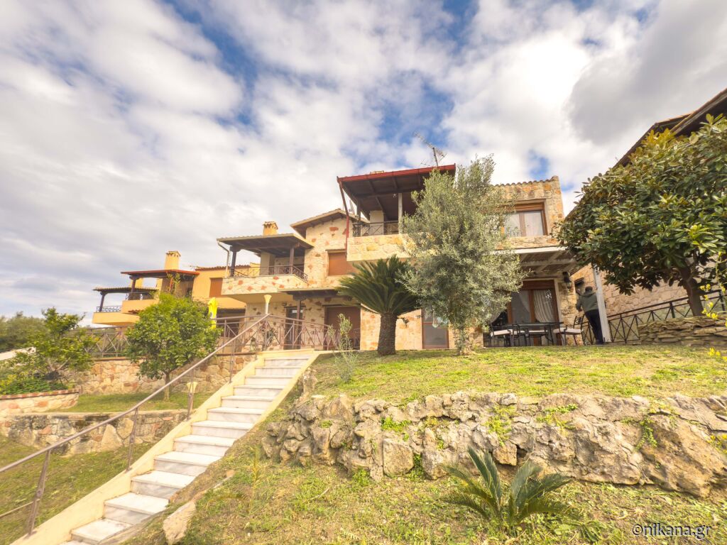 Luxurious Maisonette, Pefkohori, Kassandra
