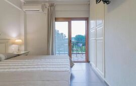 Athanasia Studios, Neos Marmaras, Sithonia