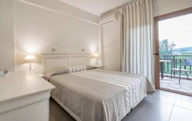 Athanasia Studios, Neos Marmaras, Sithonia