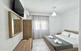 Kallisti Apartments, Pefkohori, Kassandra