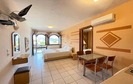 Memories Villa, Skala Potamia, Thassos, 5 Bed Apartment, No.4