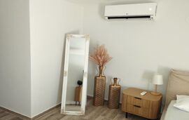 Owl House, Nea Iraklitsa, Kavala