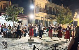 Letnji festivali u Grčkoj, Folklorni susreti u Polihronu